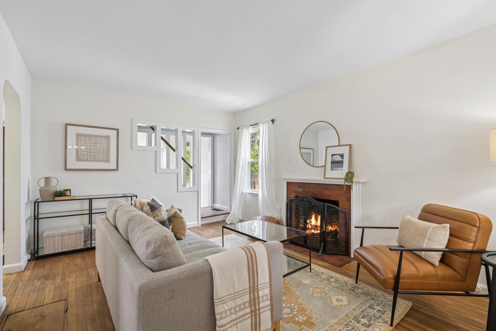 Real estate listing image