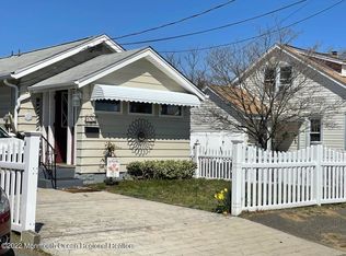 182 Ocean Ave, Laurence Harbor, NJ 08879