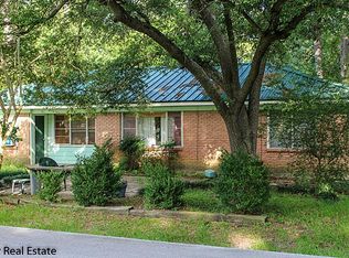 209 Paul Knox St, Huntsville, TX 77320