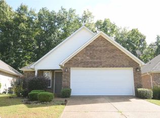 116 Winding Creek Dr, Jackson, TN 38305