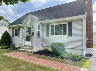 34 Madsen Rd, West Hartford, CT 06110