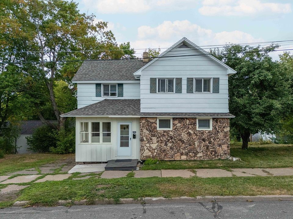1st image of 109 S 4th St