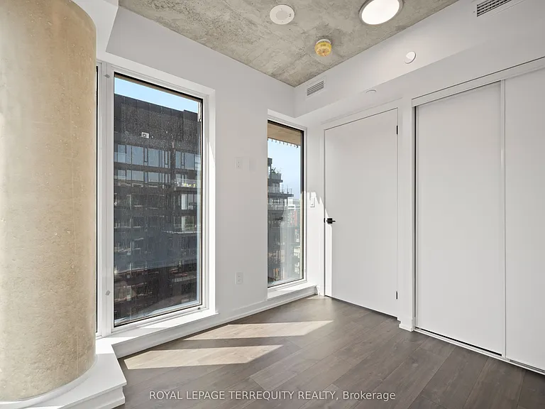 2 Augusta Ave #1303 — Photo 20