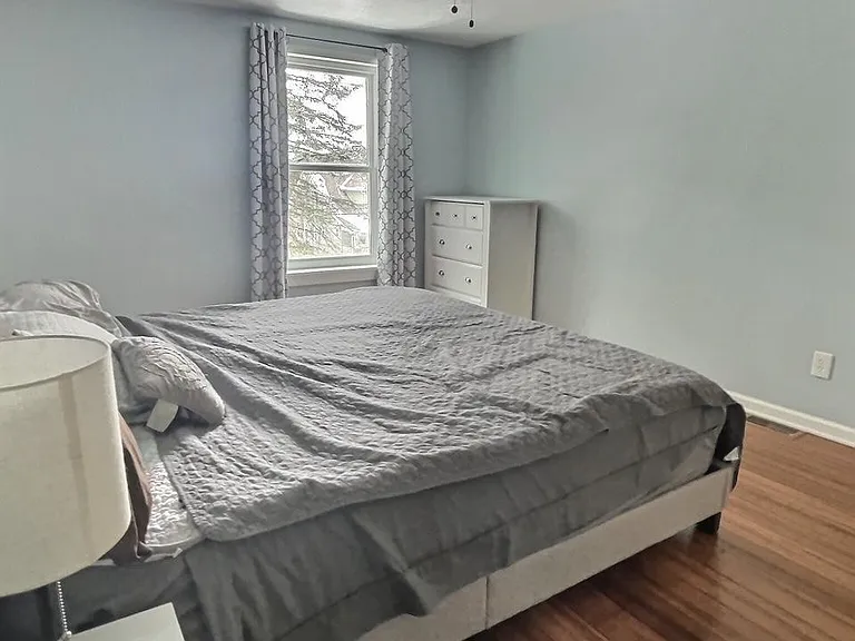 437 New Castle St — Photo 17