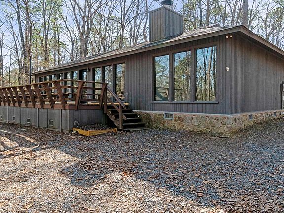 2nd image of 2409 Tannenbaum Rd