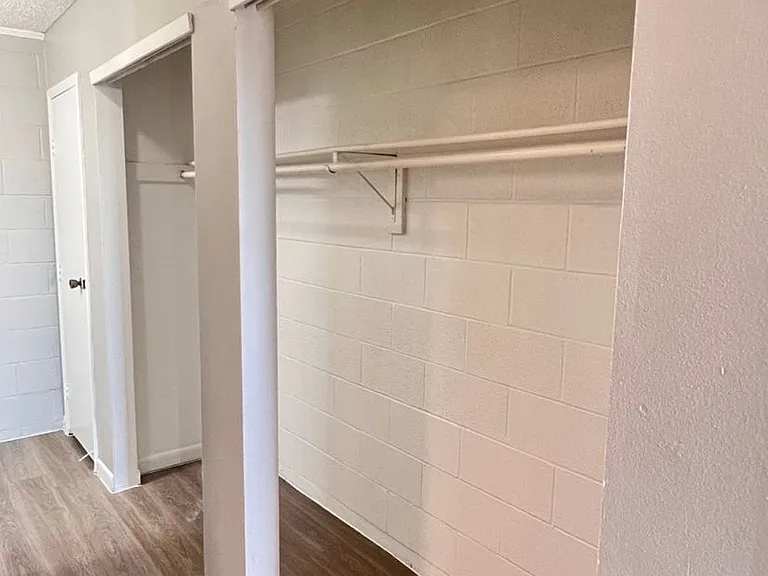Fleur Apartments — Photo 14