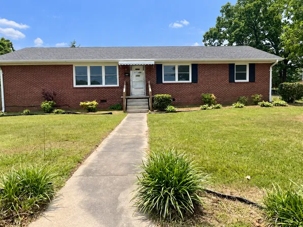 707 Kidd Dr, Burlington, NC 27217