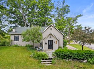 717 Greg Rd, Petoskey, MI 49770