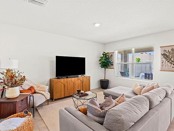 5th image of 33607 Hamilton Hill Ln