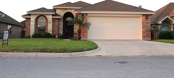 1st image of 709 Windfield Dr