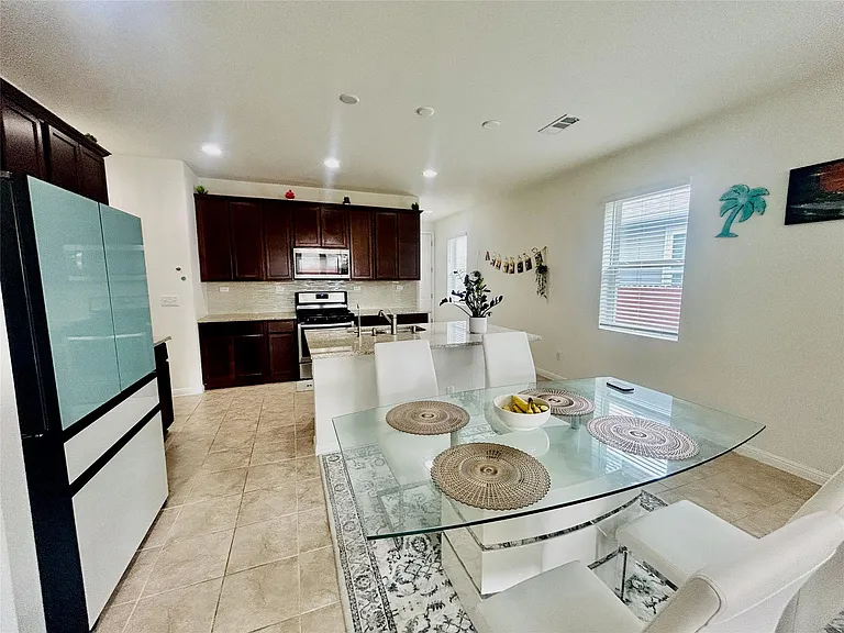 428 Gaida Loop — Photo 4
