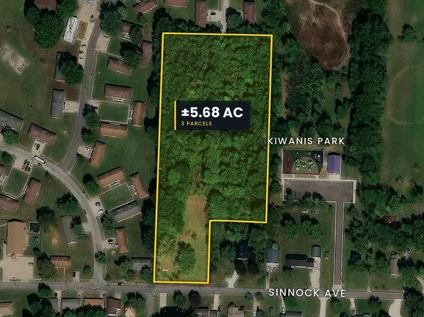 901 Sinnock Ave, Moberly, MO 65270
