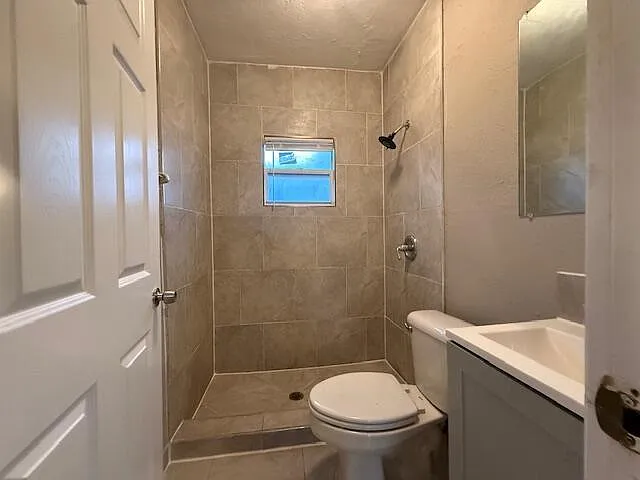 400 Metcalf Ct #418 — Photo 10