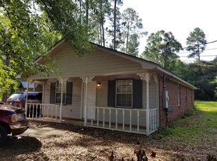704 Lakeland Dr, Dothan, AL 36301