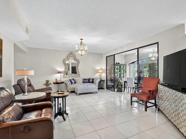 5965 Parkwalk Drive, Boynton Beach, FL 33472