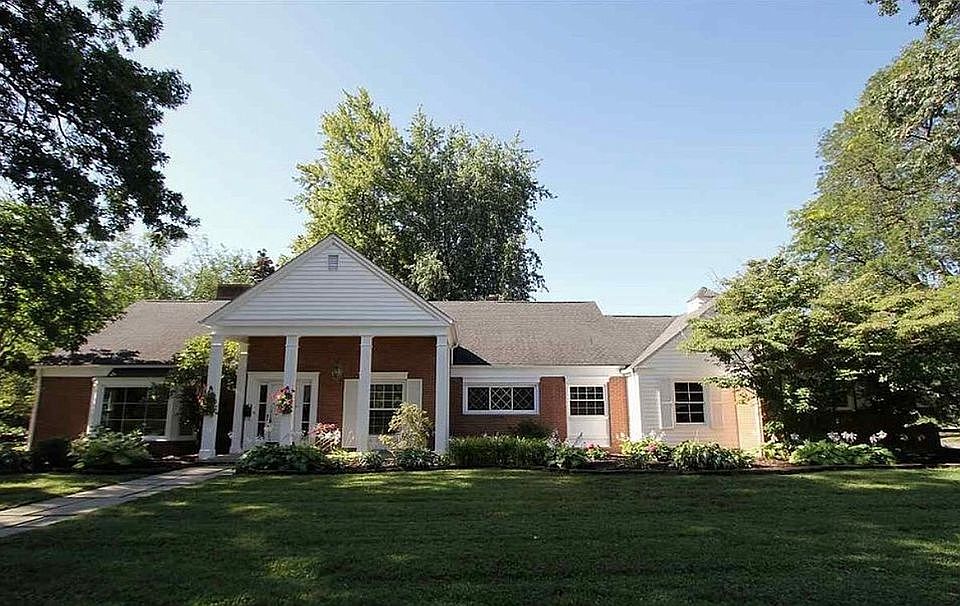 2nd image of 212 Maywood Ave