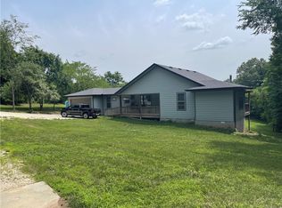20653 Chimney Field Rd, Winslow, AR 72959