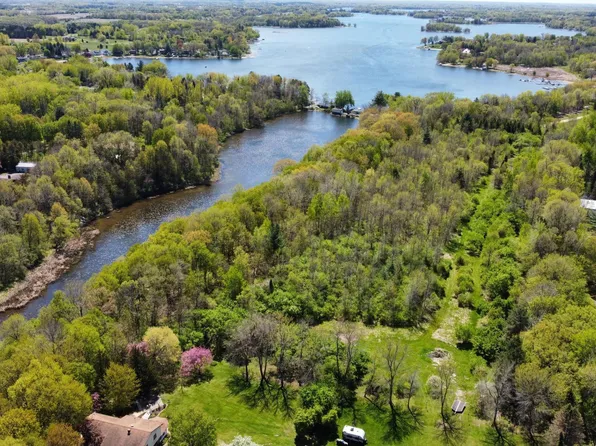 Northland Trl, Lindstrom, MN 55045