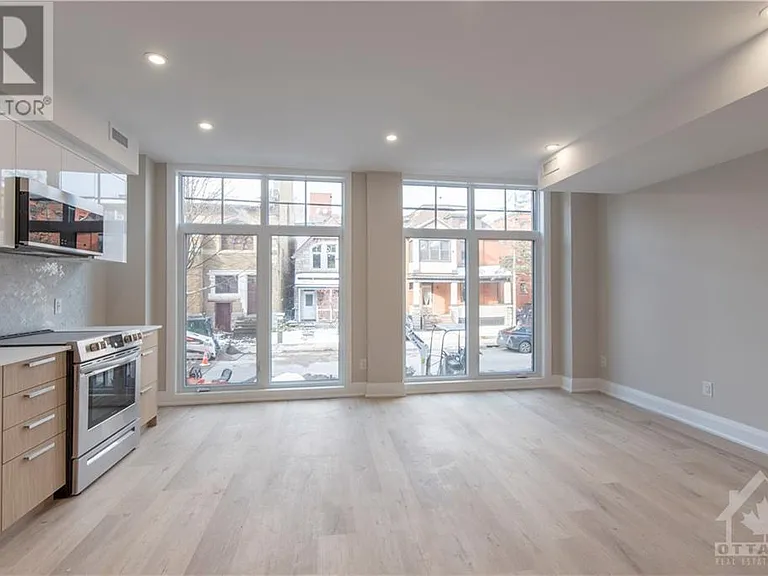 58 Florence St — Photo 10