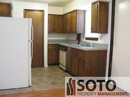3rd image of 2834 Whitener St APT 1