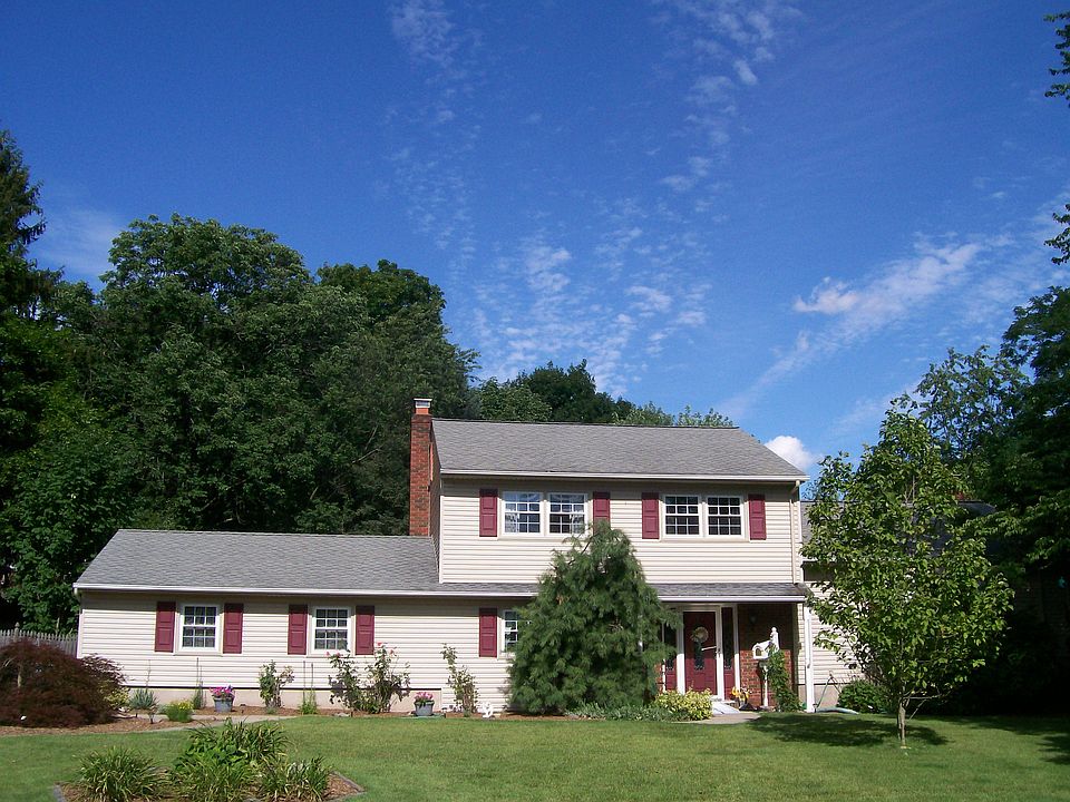1st image of 5 Estes Ct