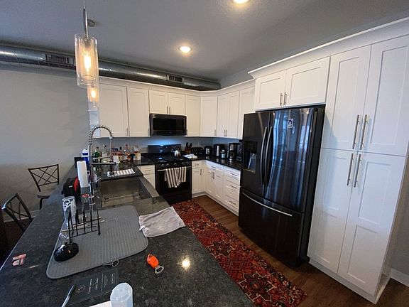 2nd image of 2711 30th Ave S #2