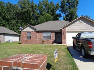 425 Nottingham Dr, Cabot, AR 72023