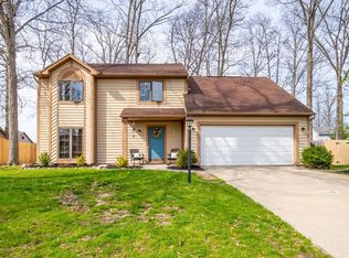 7217 Wood Meadows Ln, Fort Wayne, IN 46835