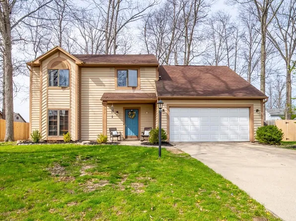 7217 Wood Meadows Ln, Fort Wayne, IN 46835