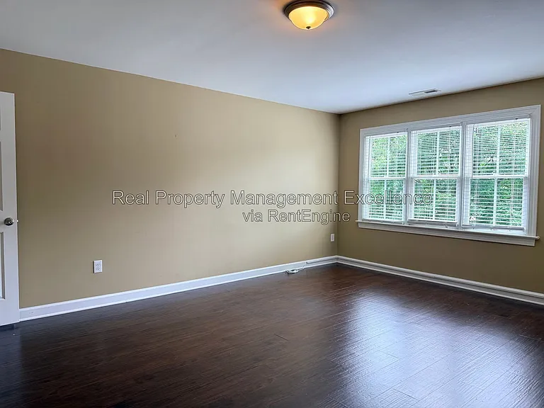 616 Lake Artesia Ln — Photo 42