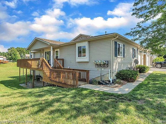4th image of 9347 Parkview Cir