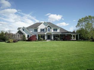 370 Orchard St, Delmar, NY 12054