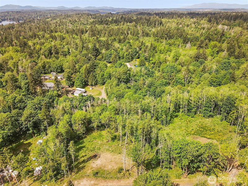 4th image of 120 E Cascara Cove Lane