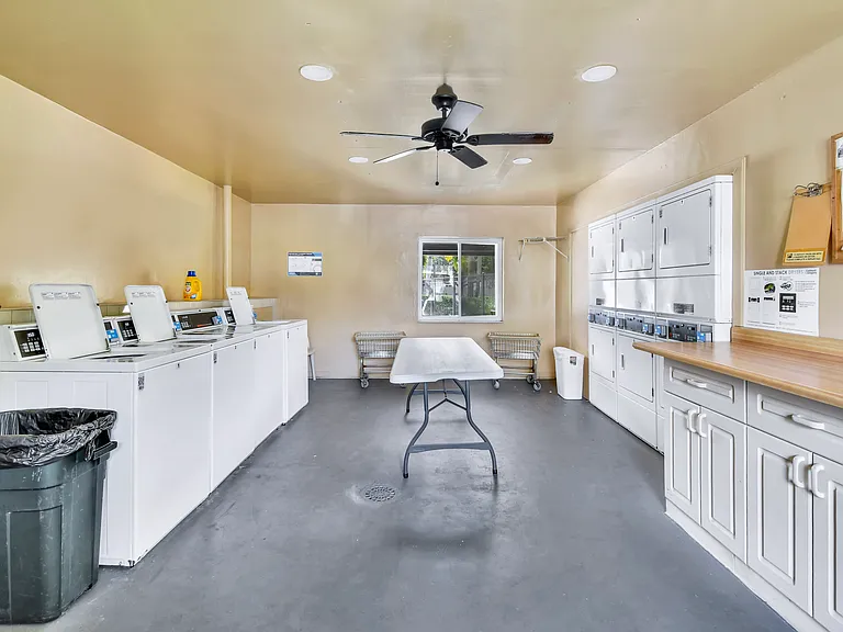 4215 E Bay Dr #1805E — Photo 36