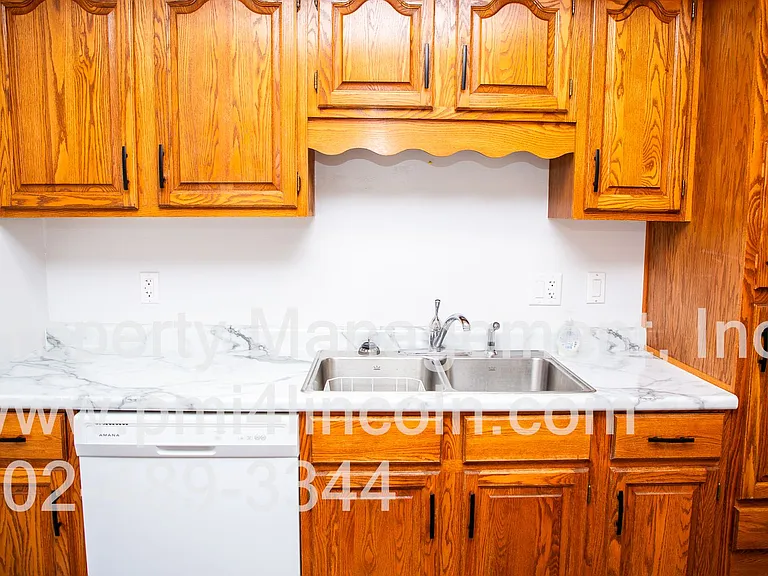 8030 N Hazelwood Dr — Photo 14