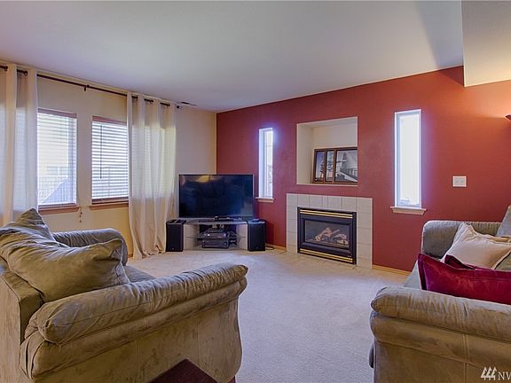 2nd image of 1131 184th Street Ct E