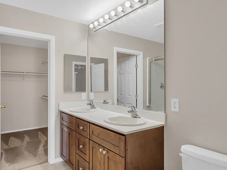 6423 Alderlyn Ave — Photo 11