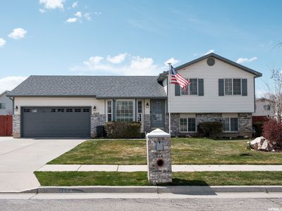 1669 N 725 W, Clinton, UT, 84015