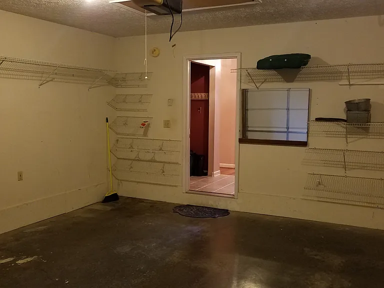698 Morgan Hills Dr — Photo 29