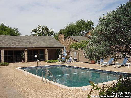 4th image of 8914 Wexford St #8914