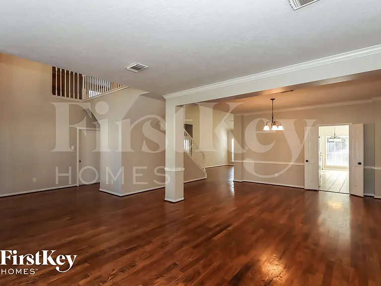 19326 Hikers Trail Dr — Photo 3