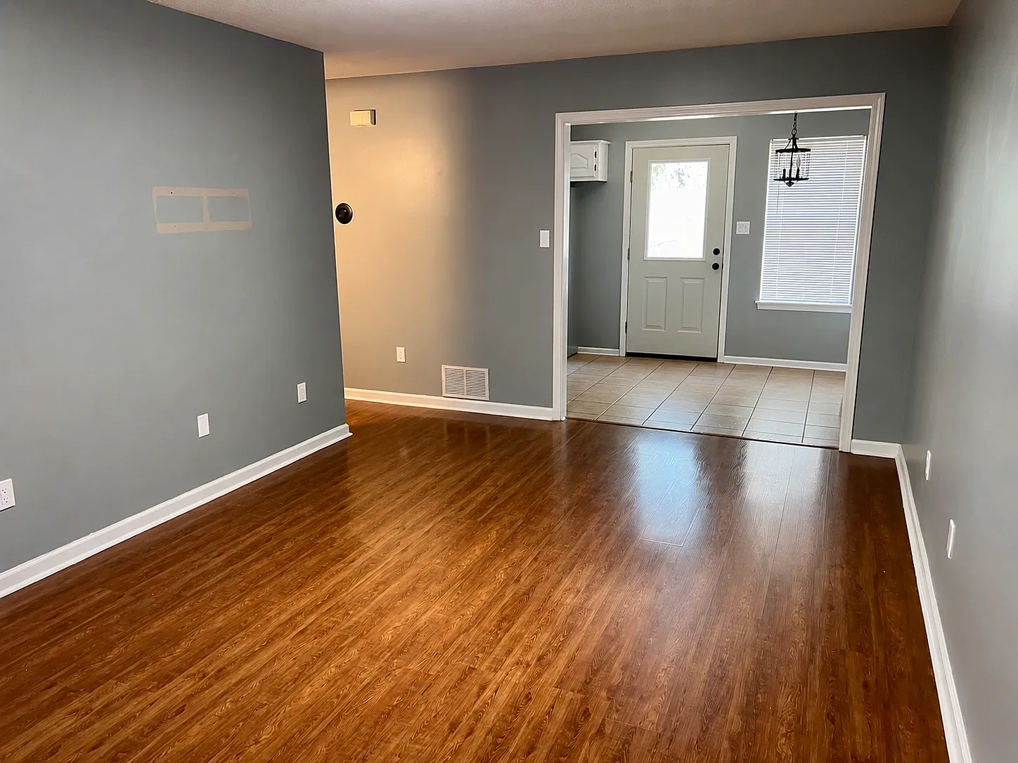 3 bed, 1309 sqft, $1,800 — Photo 4