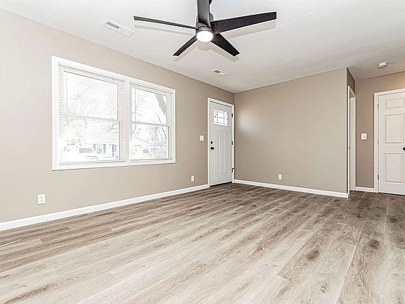 2nd image of 1010 Northwest Ave