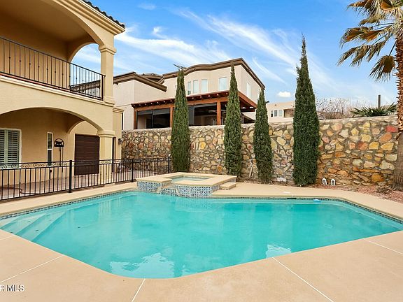 4th image of 1232 Calle Del Sur Dr