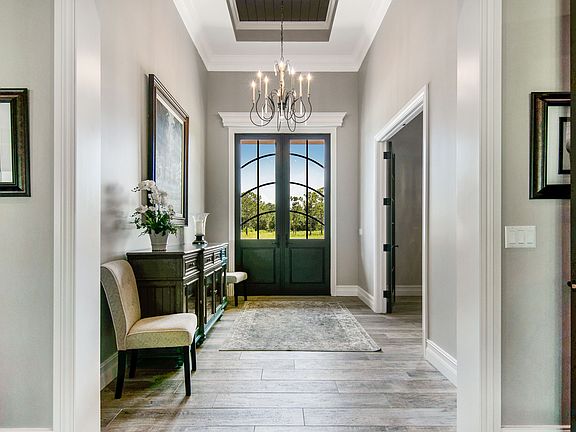 Entry way