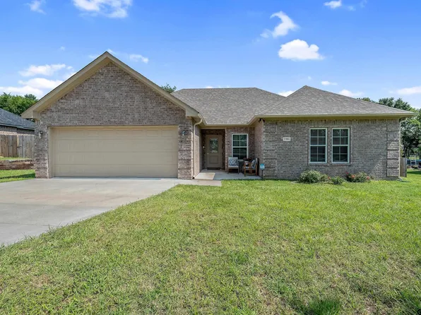 11006 Meadow Creek Dr, Brownsboro, TX 75756