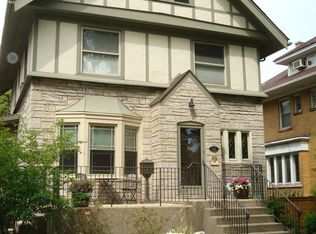 605 Clinton Ave, Oak Park, IL 60304