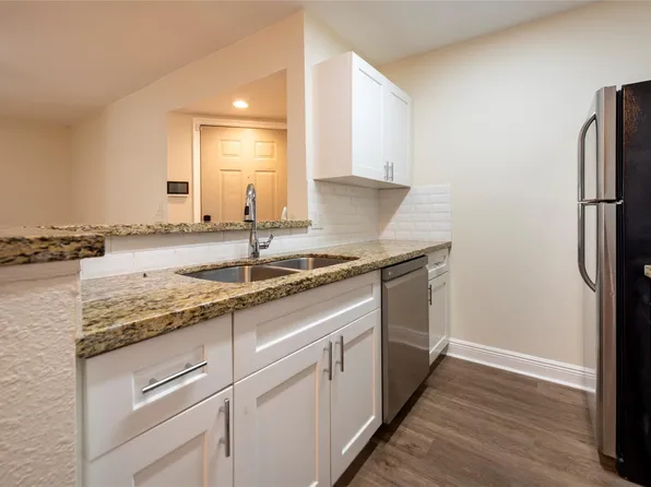 2906 S University Drive #10104, Davie, FL 33328