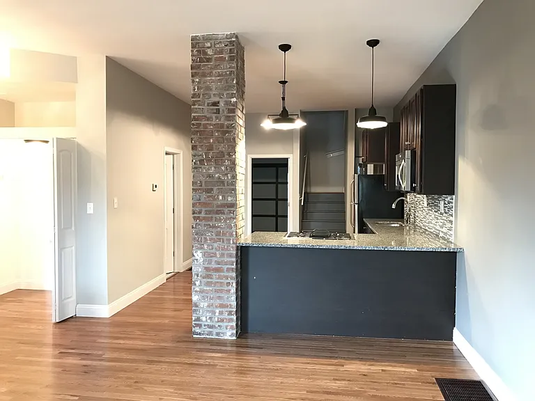 4133 Wyoming St — Photo 3