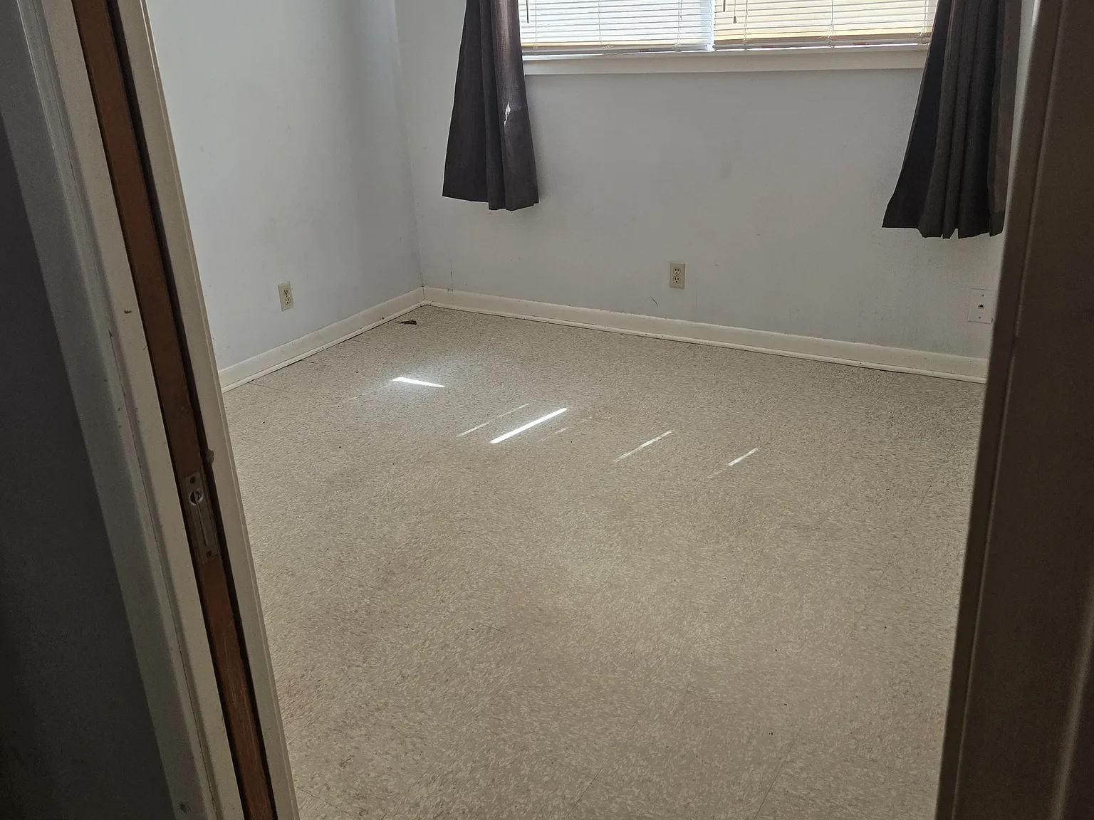 3 bed, 1492 sqft, $1,900 — Photo 3